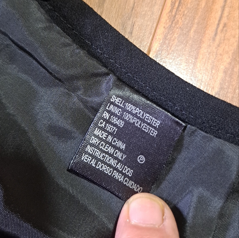 Tahari Arthur S. Levine embroidered mini skirt, black with floral, size 12 - Picture 3 of 7
